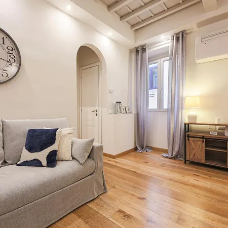 Apartment - Silver Glow *