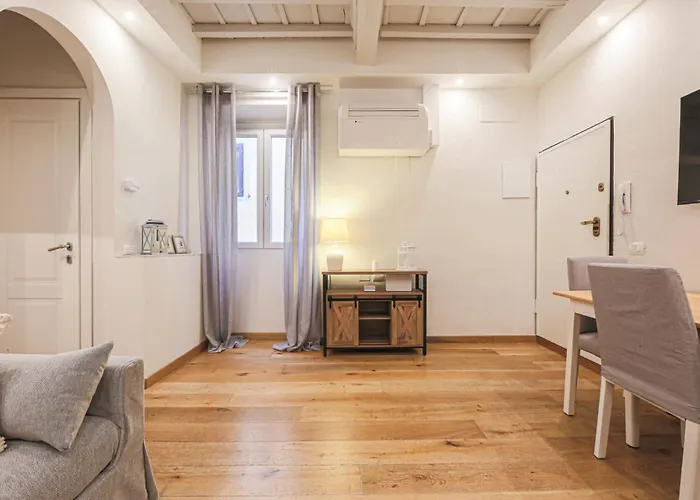 - Silver Glow Apartament Florencja